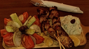 To Kartoutso Restaurant Kalamos – ΜΕΣΗΜΕΡΙΑΝΟ